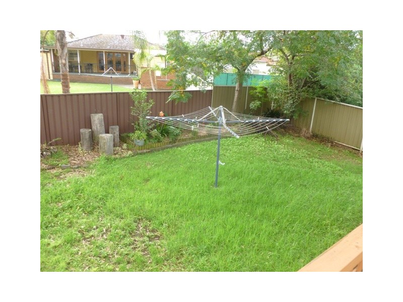 72 Vancouver Ave, Toongabbie NSW 2146