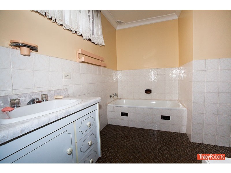 83 Damien Ave, Greystanes NSW 2145