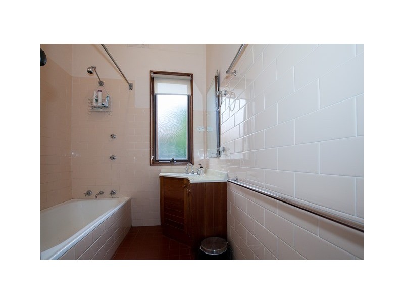 9 McKern St, Wentworthville NSW 2145