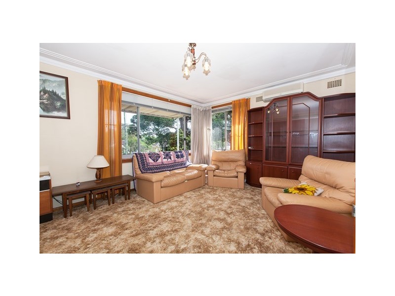 101 Bogalara Rd, Old Toongabbie NSW 2146