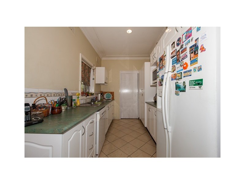 6 Flamingo Pl, Pendle Hill NSW 2145