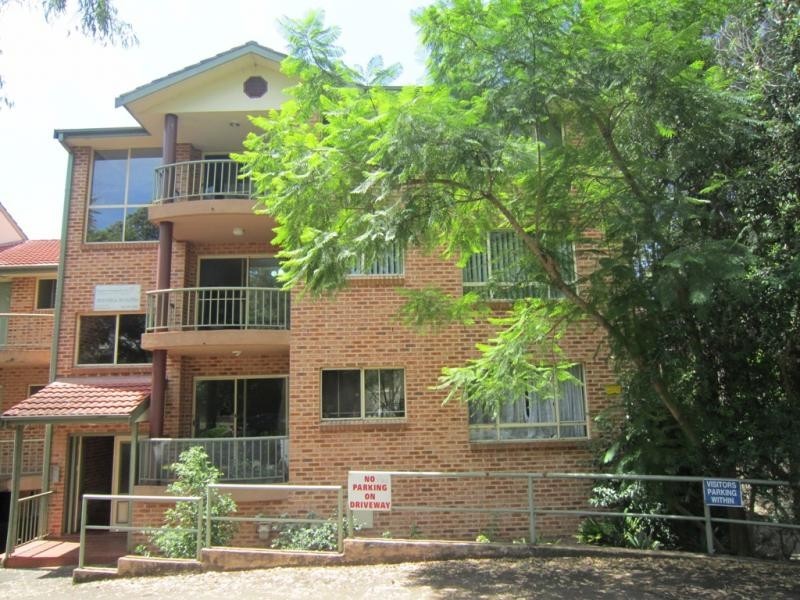 10/221 Dunmore St, Pendle Hill NSW 2145