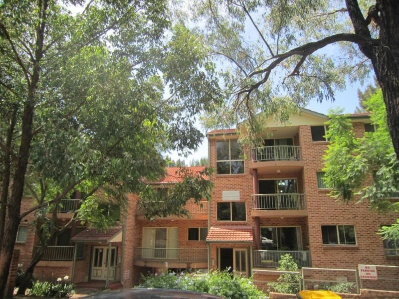 10/221 Dunmore St, Pendle Hill NSW 2145