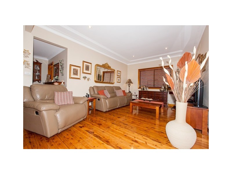 94 Cumberland Rd, Greystanes NSW 2145