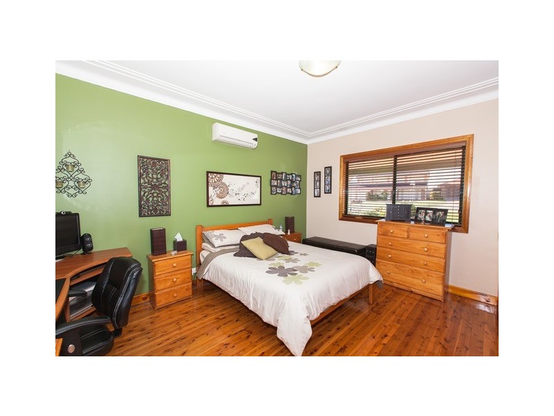 94 Cumberland Rd, Greystanes NSW 2145