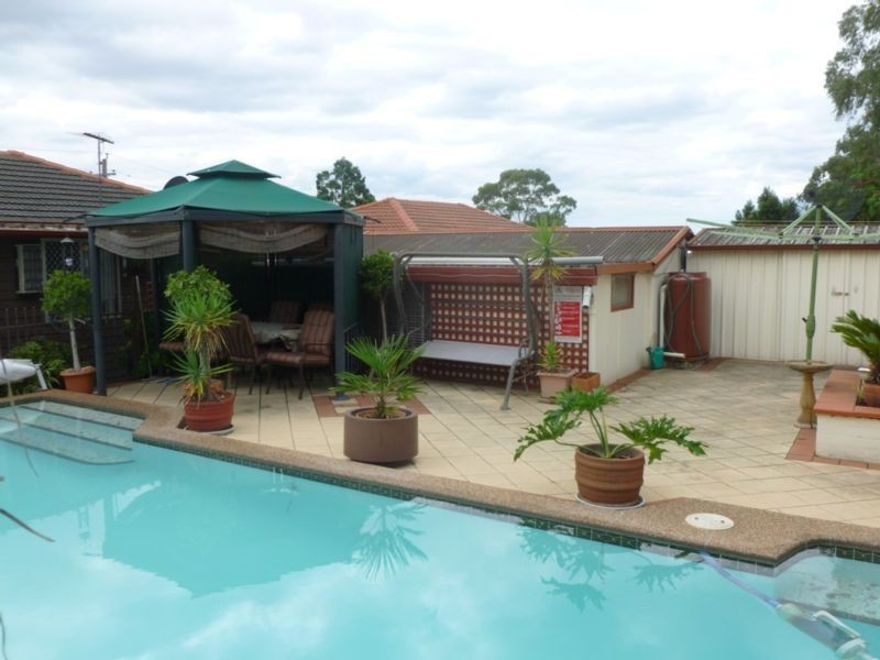 7 Macleay St, Greystanes NSW 2145