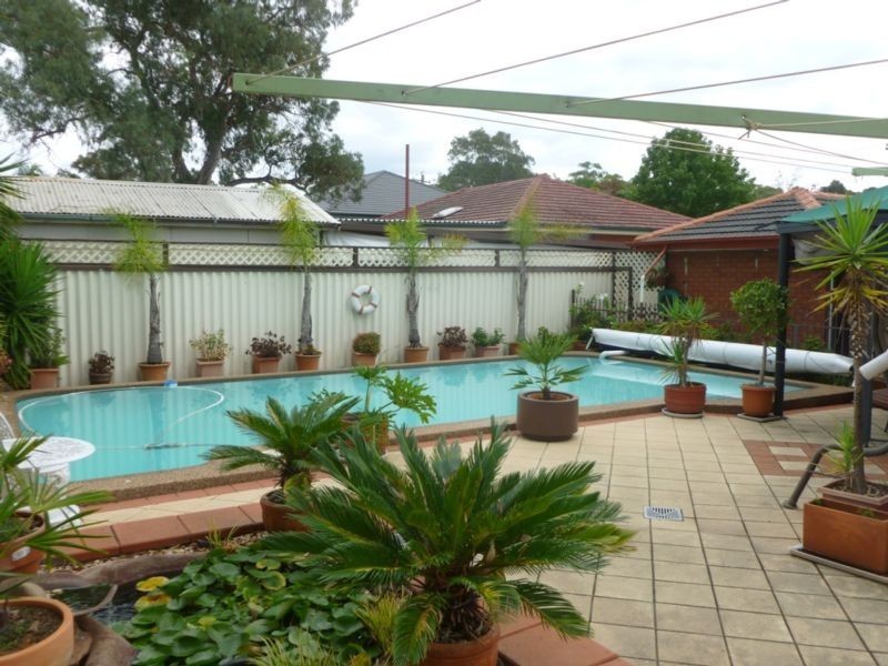 7 Macleay St, Greystanes NSW 2145
