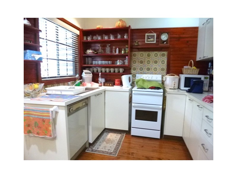 7 Binya St, Pendle Hill NSW 2145