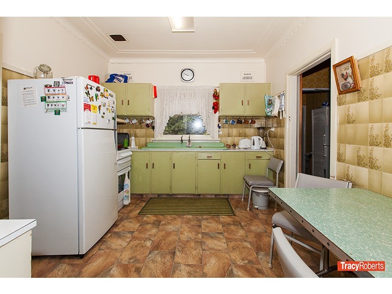 98 Dunmore St, Wentworthville NSW 2145