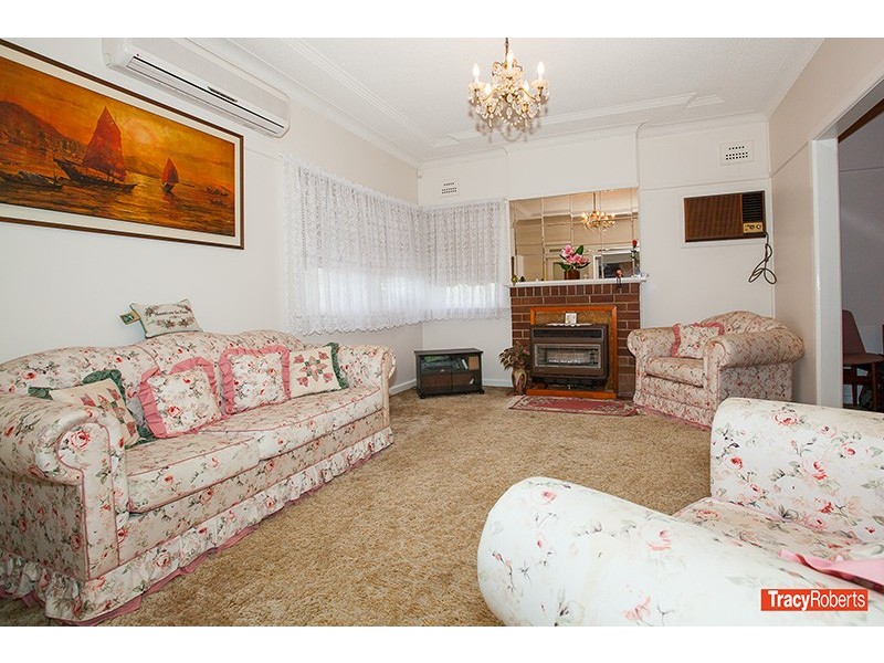 98 Dunmore St, Wentworthville NSW 2145