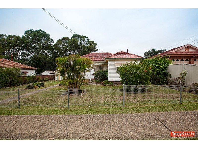 98 Dunmore St, Wentworthville NSW 2145