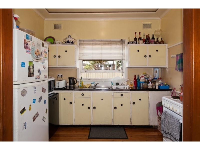 2 Wirralee St, South Wentworthville NSW 2145