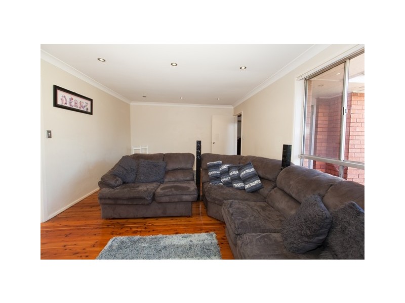 11 Casino Rd, Greystanes NSW 2145