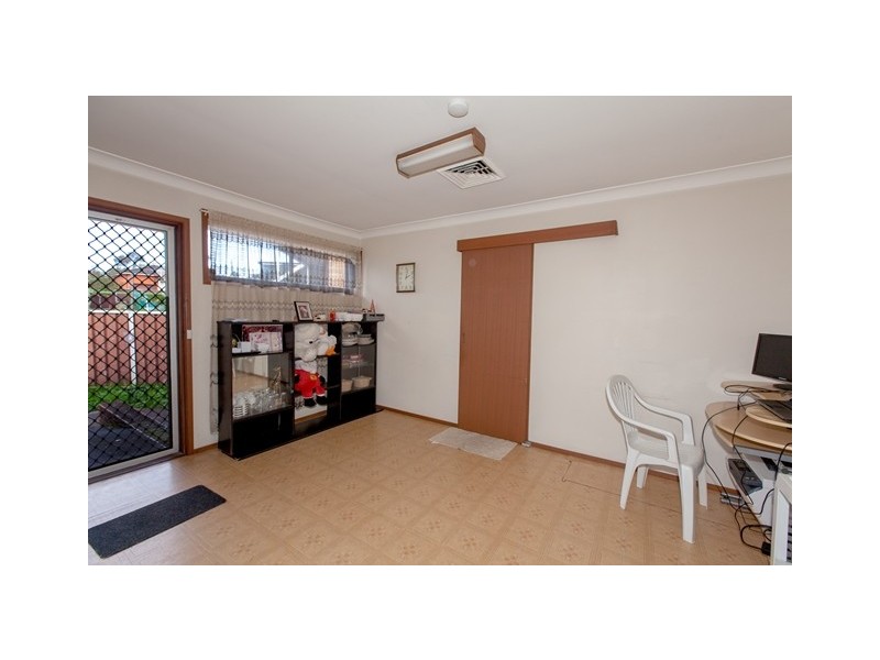 11 Casino Rd, Greystanes NSW 2145