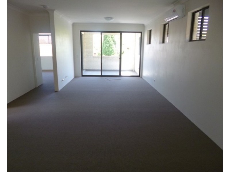 6/16 Caroline Street, Westmead NSW 2145