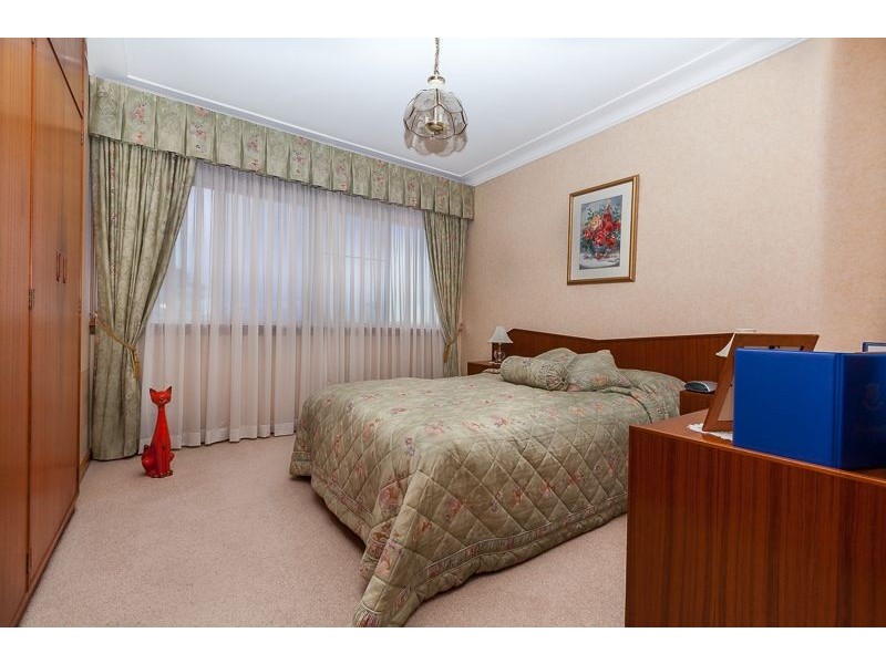 37 Lyle St, Girraween NSW 2145