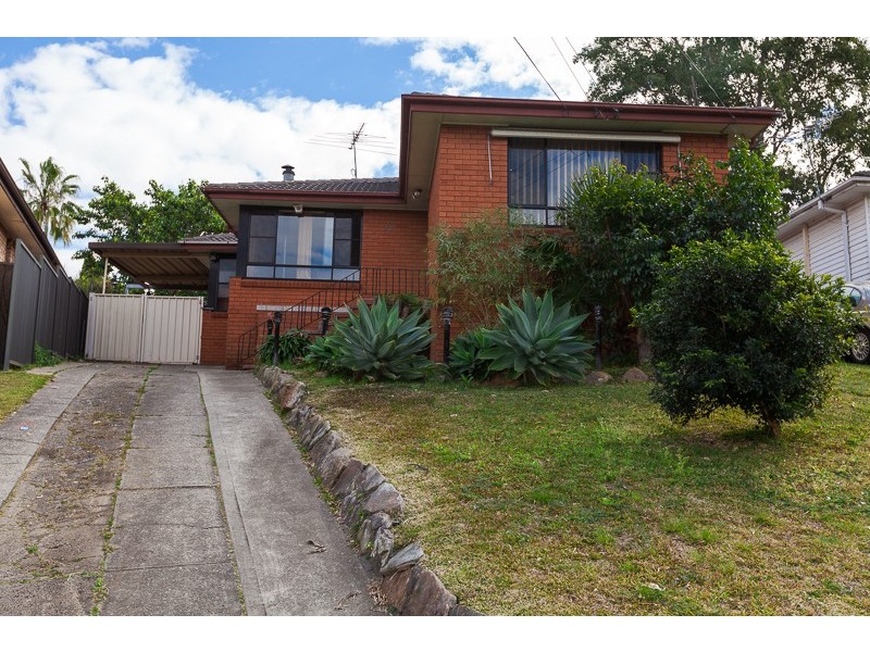 12 Orleans Cres, Toongabbie NSW 2146