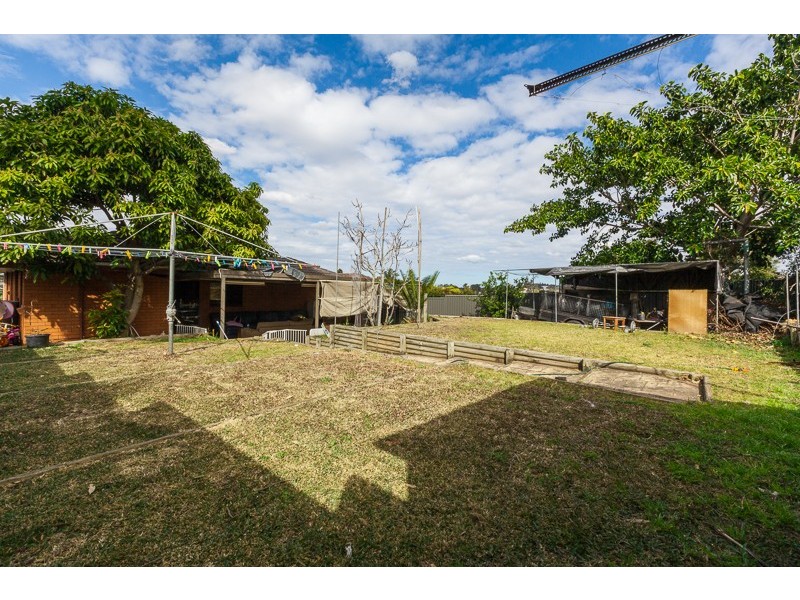 12 Orleans Cres, Toongabbie NSW 2146