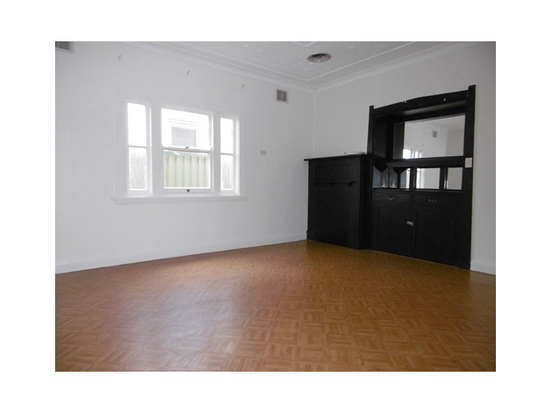 30 Holroyd Road, Merrylands NSW 2160