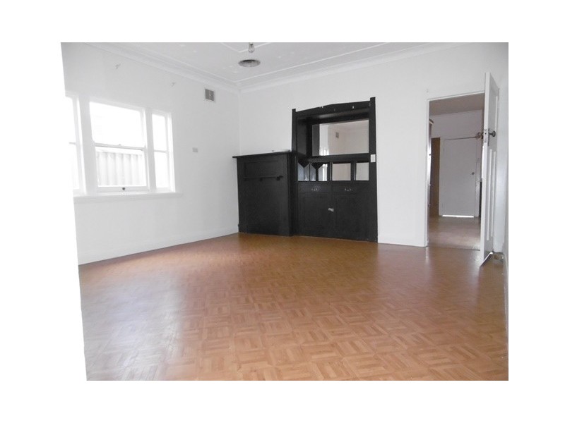 30 Holroyd Road, Merrylands NSW 2160