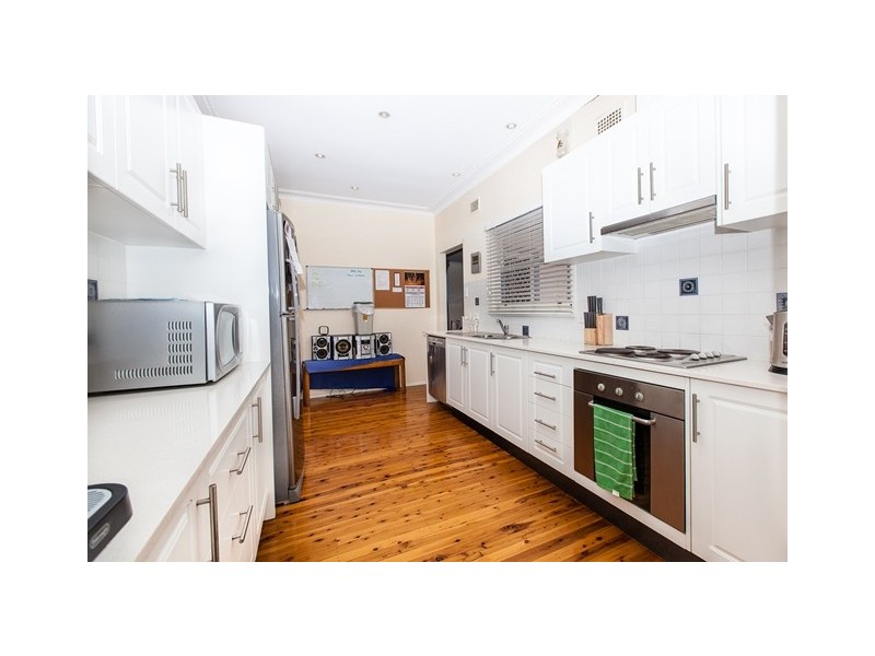 226 Girraween Rd, Girraween NSW 2145