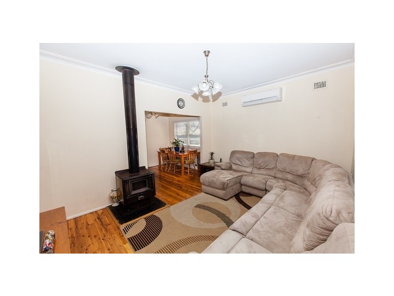 226 Girraween Rd, Girraween NSW 2145