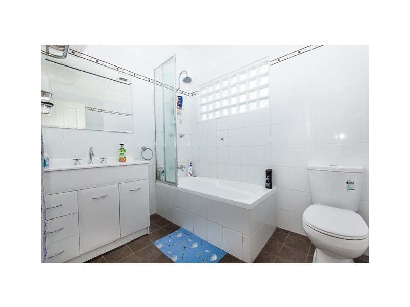 226 Girraween Rd, Girraween NSW 2145