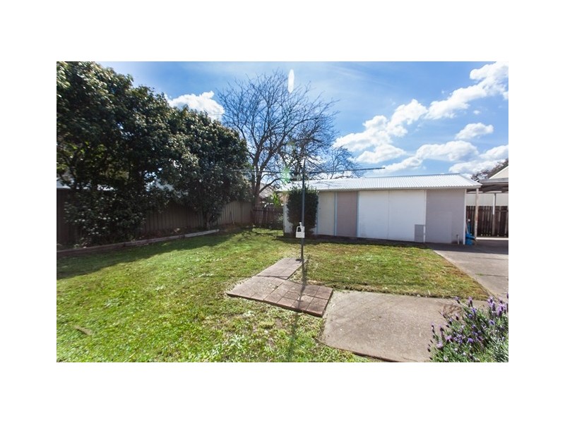 226 Girraween Rd, Girraween NSW 2145