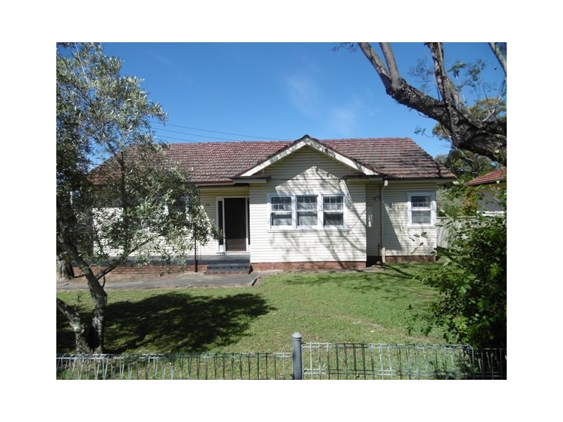 215 Targo Road, Girraween NSW 2145