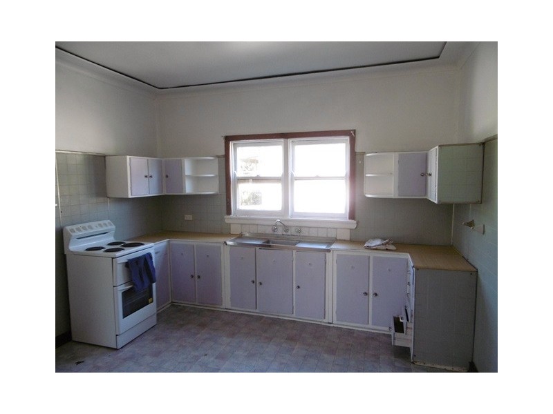 215 Targo Road, Girraween NSW 2145