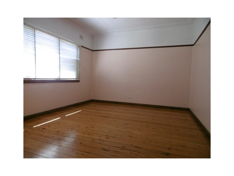 215 Targo Road, Girraween NSW 2145