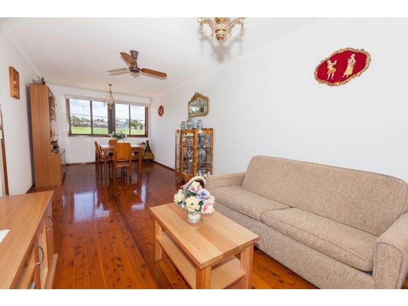 23 Dwight St, Greystanes NSW 2145