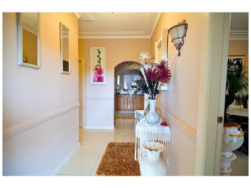 80 Moxhams Rd, Winston Hills NSW 2153