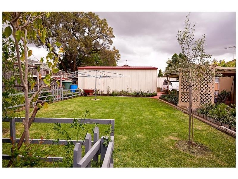 80 Moxhams Rd, Winston Hills NSW 2153