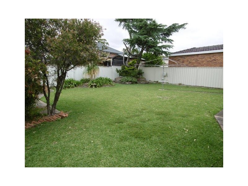 6 Whalans rd, Greystanes NSW 2145