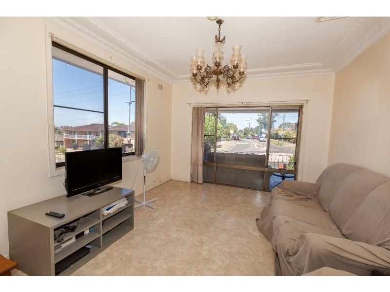 129 Old Prospect Rd, Greystanes NSW 2145