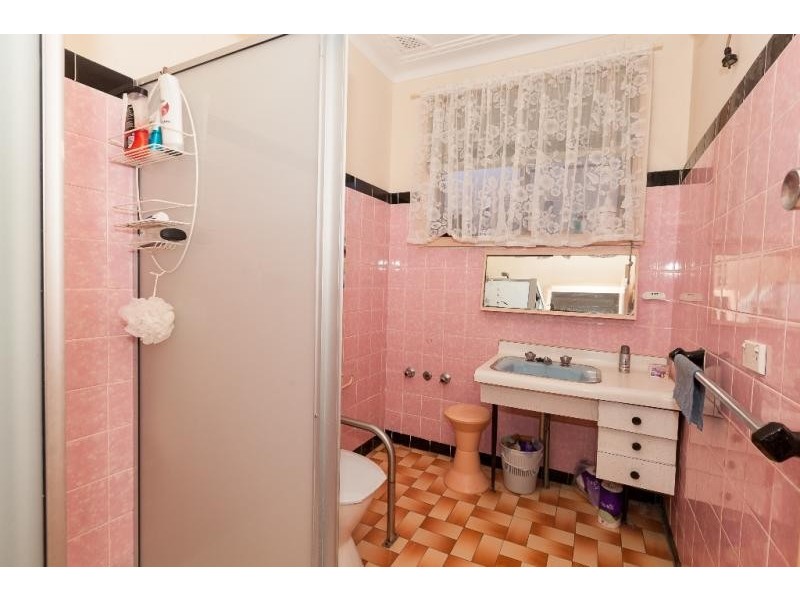 129 Old Prospect Rd, Greystanes NSW 2145