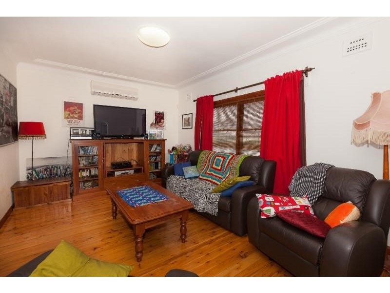 84 Centenary Rd, South Wentworthville NSW 2145