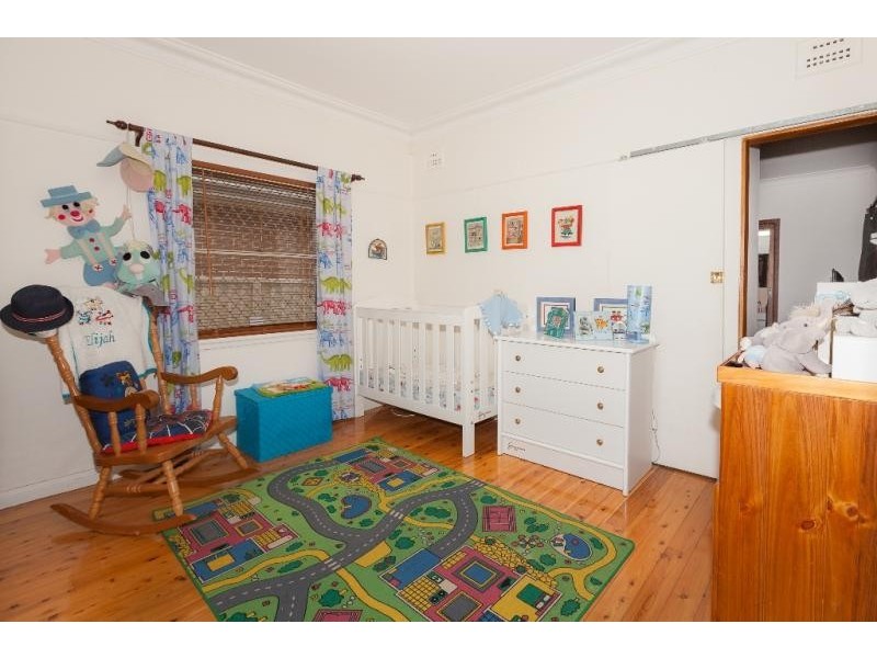 84 Centenary Rd, South Wentworthville NSW 2145