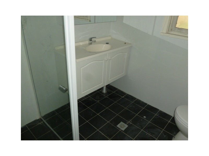 77 Garfield St, Wentworthville NSW 2145