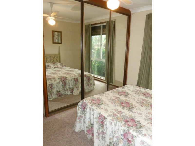 6 Canna Pl, Quakers Hill NSW 2763