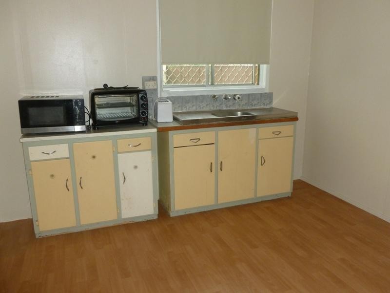 6 Canna Pl, Quakers Hill NSW 2763