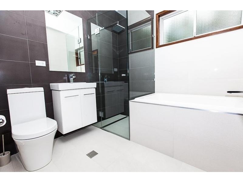 122 Smith Street, Pendle Hill NSW 2145