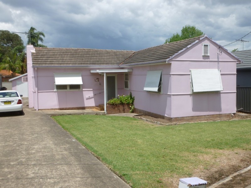 76 Hilltop Rd, Merrylands NSW 2160