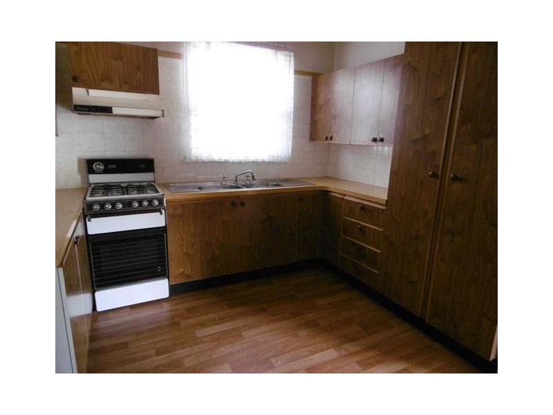 76 Hilltop Rd, Merrylands NSW 2160