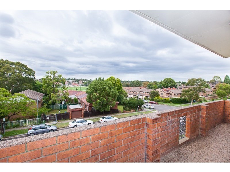 9/16 Bobart St, Parramatta NSW 2150