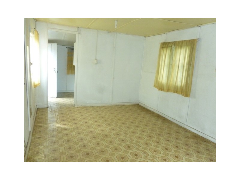 11 Bringelly Street, Pendle Hill NSW 2145