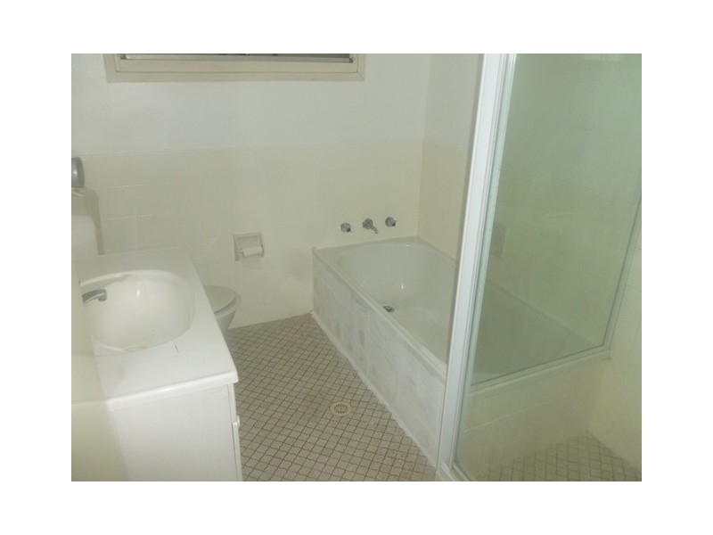 4 Opal St, Greystanes NSW 2145