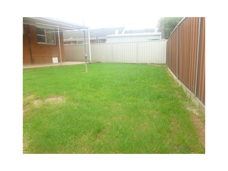 4 Opal St, Greystanes NSW 2145