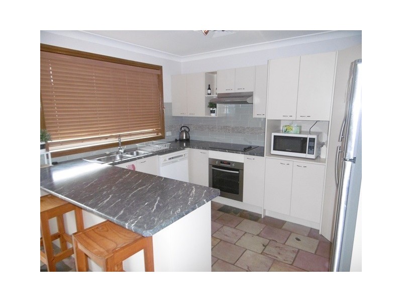 18 Bluebell Close, Glenmore Park NSW 2745